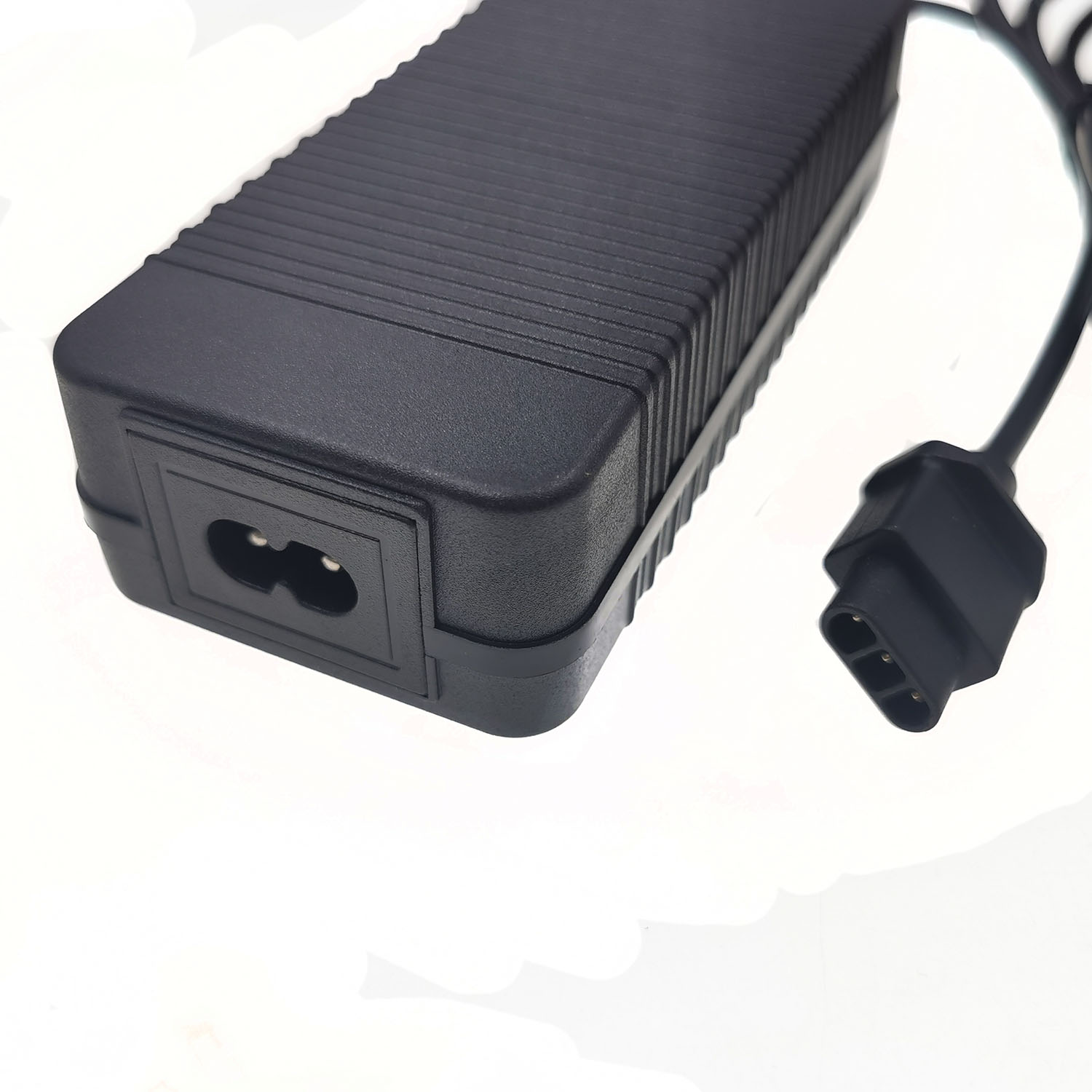 53.5V 2a Acculader Voor Niu Kq - Electric Scooter Charger recensie en prijs